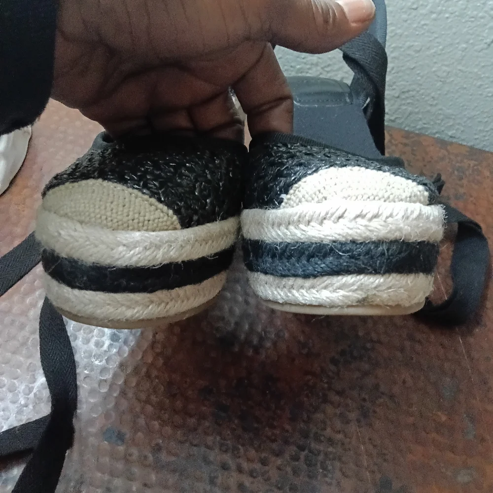H&M Sz. 6 Black/Cream Striped Wedge-Heeled Espadrilles